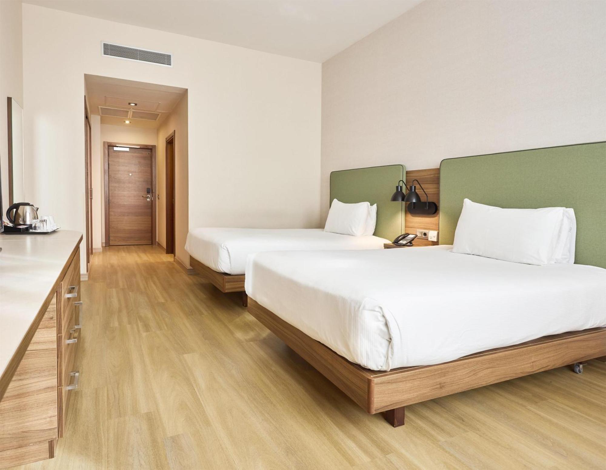 Hilton Garden Inn Sevilla — Photos 1